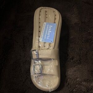 BeNsports Beige Slide Sandal with Buckle Accent